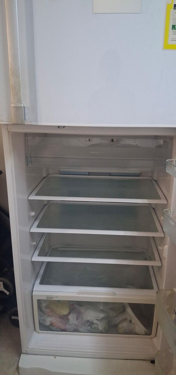 Al Batha, Appliances, Hitachi Double-Door Refrigerator &ndash; 475 Liters / 16.7 Cu.Ft.