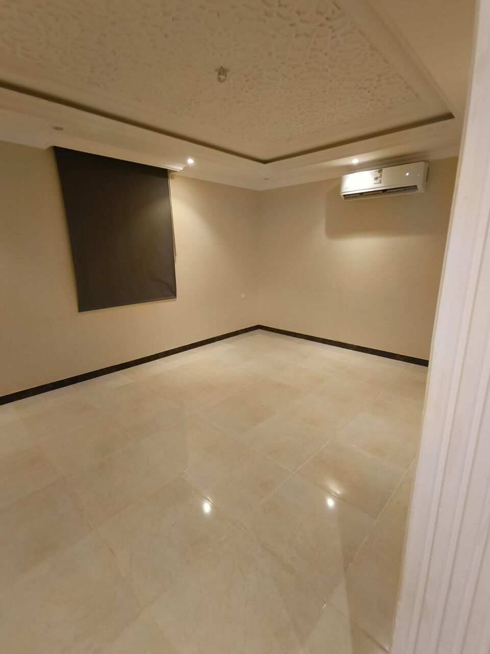 Al Aziziyah, Sublets, SAR 32000/year,  5 BR,  SAR 32000/Year, 5 Rooms, Apartment With Air Condition And Kitchen
