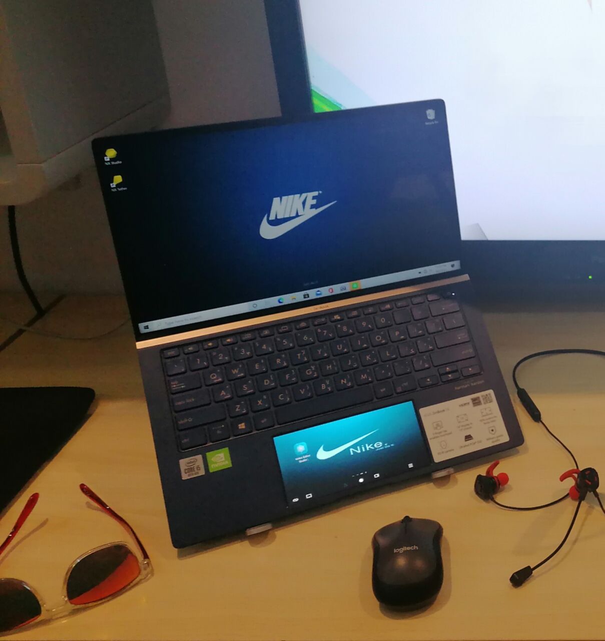 Abqaiq, Computers, SAR 2500,  Asus Zenbook 14 With Screenpad (Good As New, Smooth)