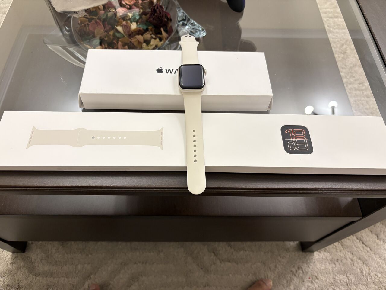 Jeddah, Electronics, SAR 700,  Apple Watch SE 40mm 2025
