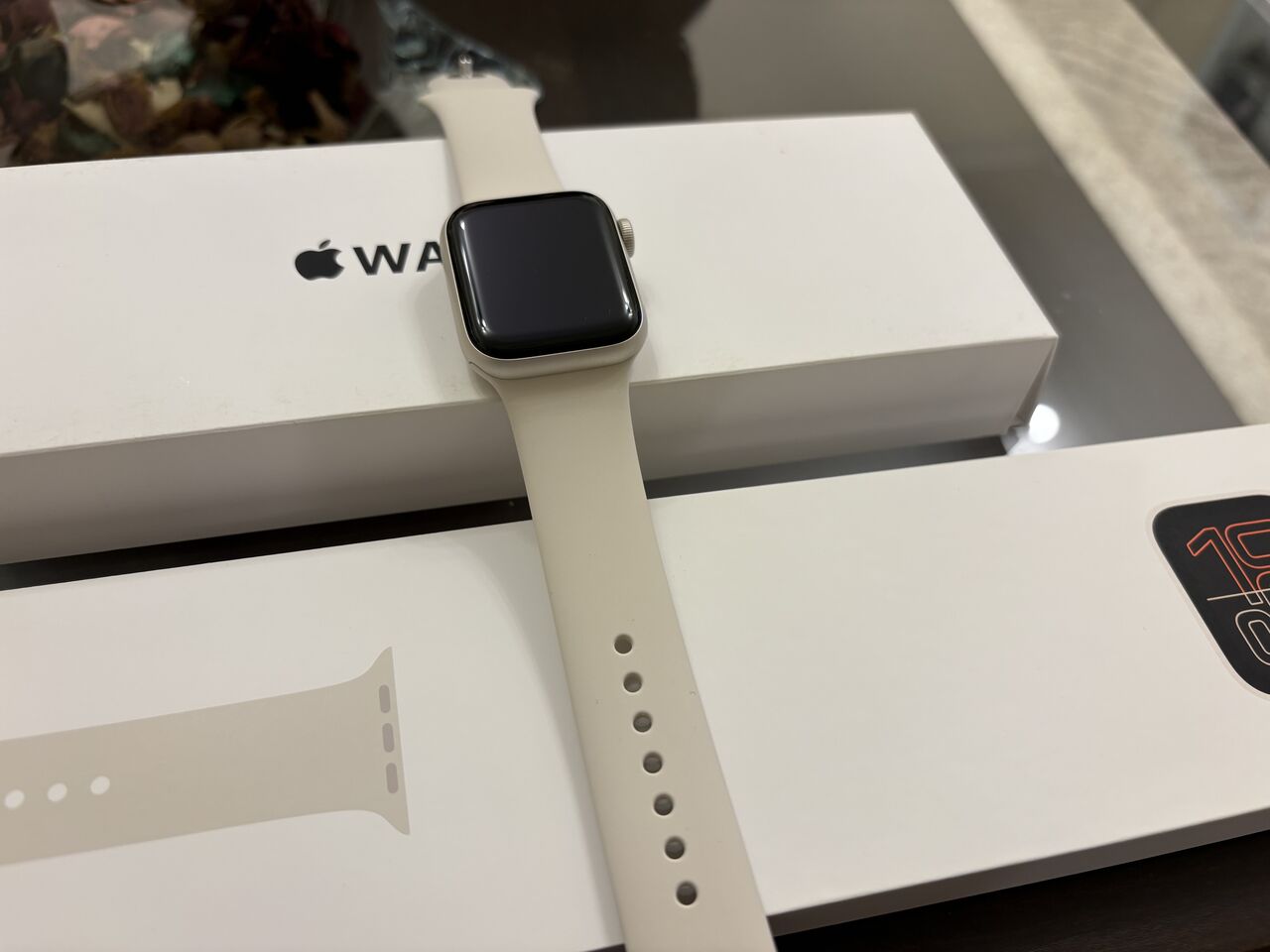 Jeddah, Electronics, SAR 700,  Apple Watch SE 40mm 2025