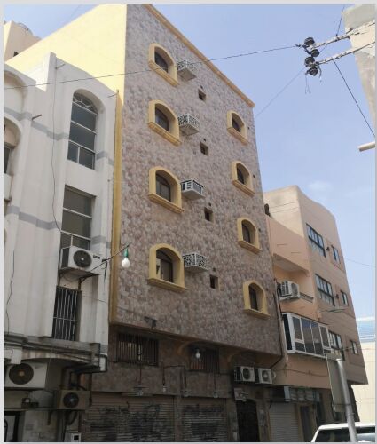 Manama, Apartments, Flats, Houses & Villas, 1 BR,  1 BATH, HALL, KITCHEN&BALCONY. LOCATED BETWEEN SACRED HEART CHURCH & GOLD SOUQ. P:36633750