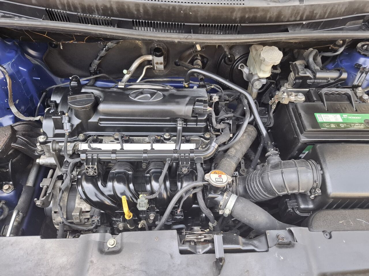 Hoora, Vehicles, Cars & Trucks , BHD 1900,  Hyundai Accent,  2015,  Automatic,  101000 KM,    Hatch Back