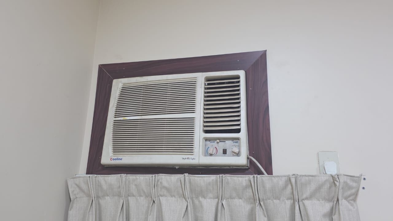Jubail, Air Conditioners, SAR 1000,  2 Nos AC Zamil Hot And Cool 1.5 Ton