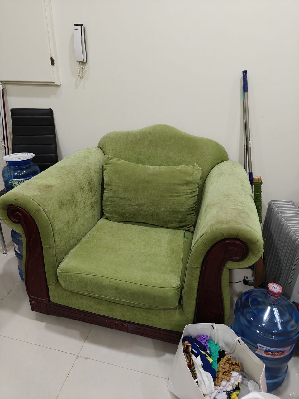 West Riffa, Furniture, BHD 10,  Moving Sale: Furniture In Good Condition At Throwaway Prices!
