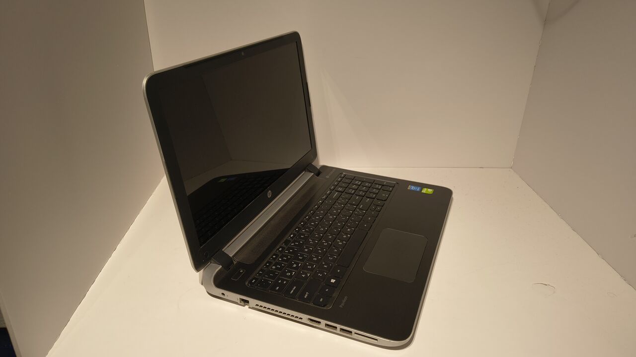 Riyadh, Computers, SAR 999,  **SPECIAL OFFER** - HP Pavilion 15-p105nx | Core I7 | 8GB RAM | 1TB HDD | NVIDIA Graphics