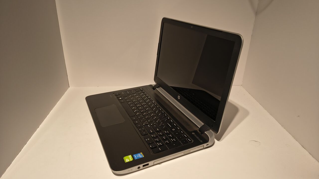 Riyadh, Computers, SAR 999,  **SPECIAL OFFER** - HP Pavilion 15-p105nx | Core I7 | 8GB RAM | 1TB HDD | NVIDIA Graphics