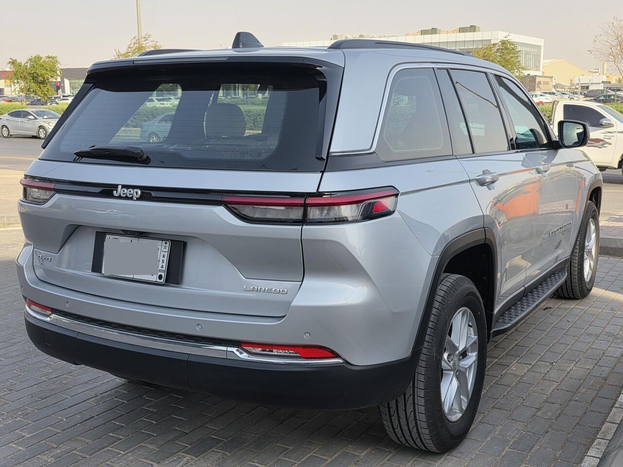 Olaya, Vehicles, Cars & Trucks , SAR 149,  Jeep Grand Cherokee Laredo,  2025,  Automatic,  4500 KM,  Like NEW Grand Cherokee  Laredo