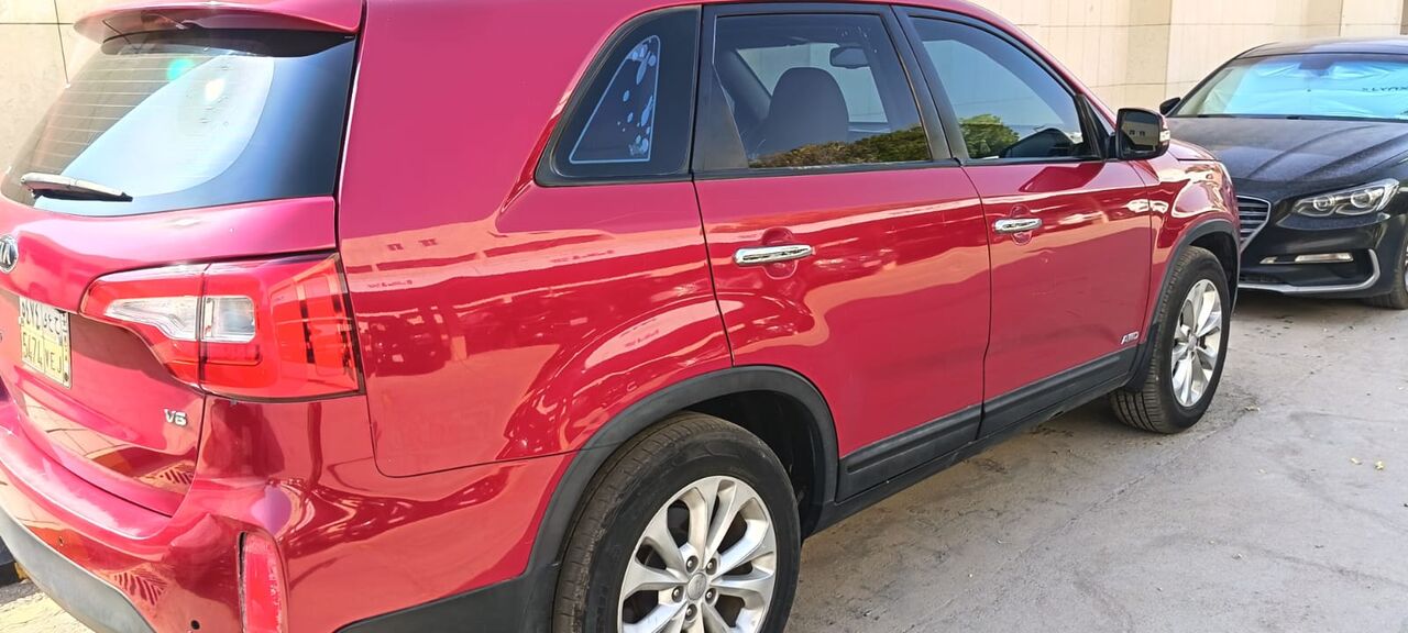 Riyadh, Vehicles, Cars & Trucks , SAR 32000,  Kia Sorento,  2015,  213 KM,