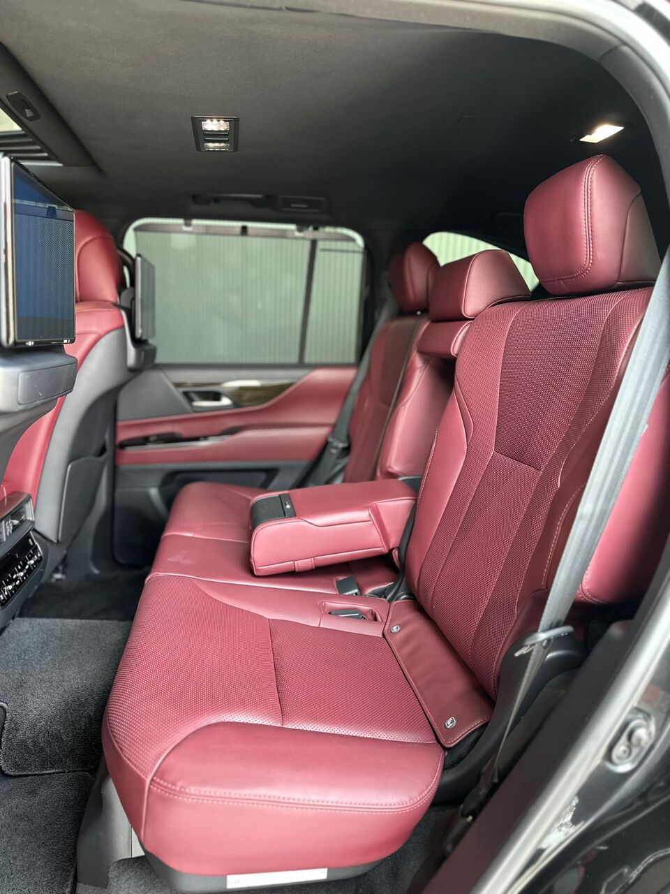 Riffa, Vehicles, Cars & Trucks , BHD 42500,  LEXUS LX600 URBAN 7 SEATER 2023 BLACK,  2023,  Automatic,  44000 KM,