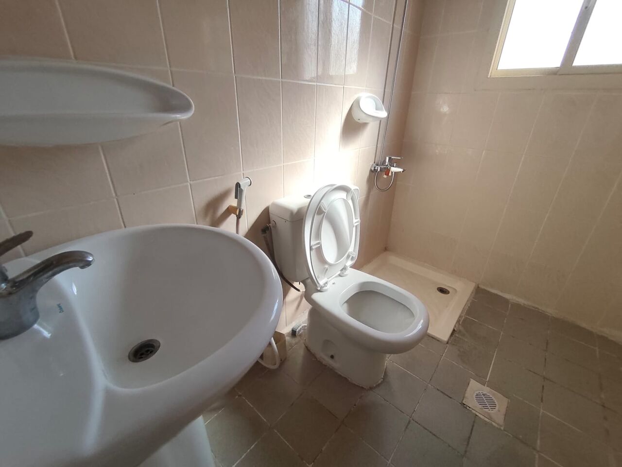 Tubli, Apartments, Flats, Houses & Villas, BHD 160/year,  2 BR,  Tubli:- 2Bhk Unfurnished Flat On Rent With Ewa..