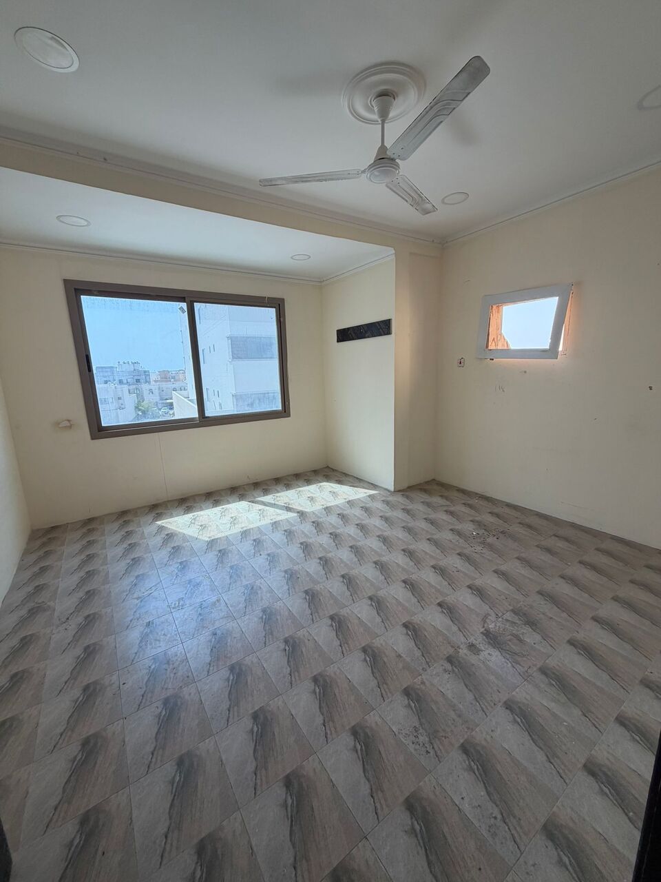 Kabul, Apartments, Flats, Houses & Villas, AFN 180/year,  100 Sq. Meter,  للإيجار سكن عمال في الجنبية