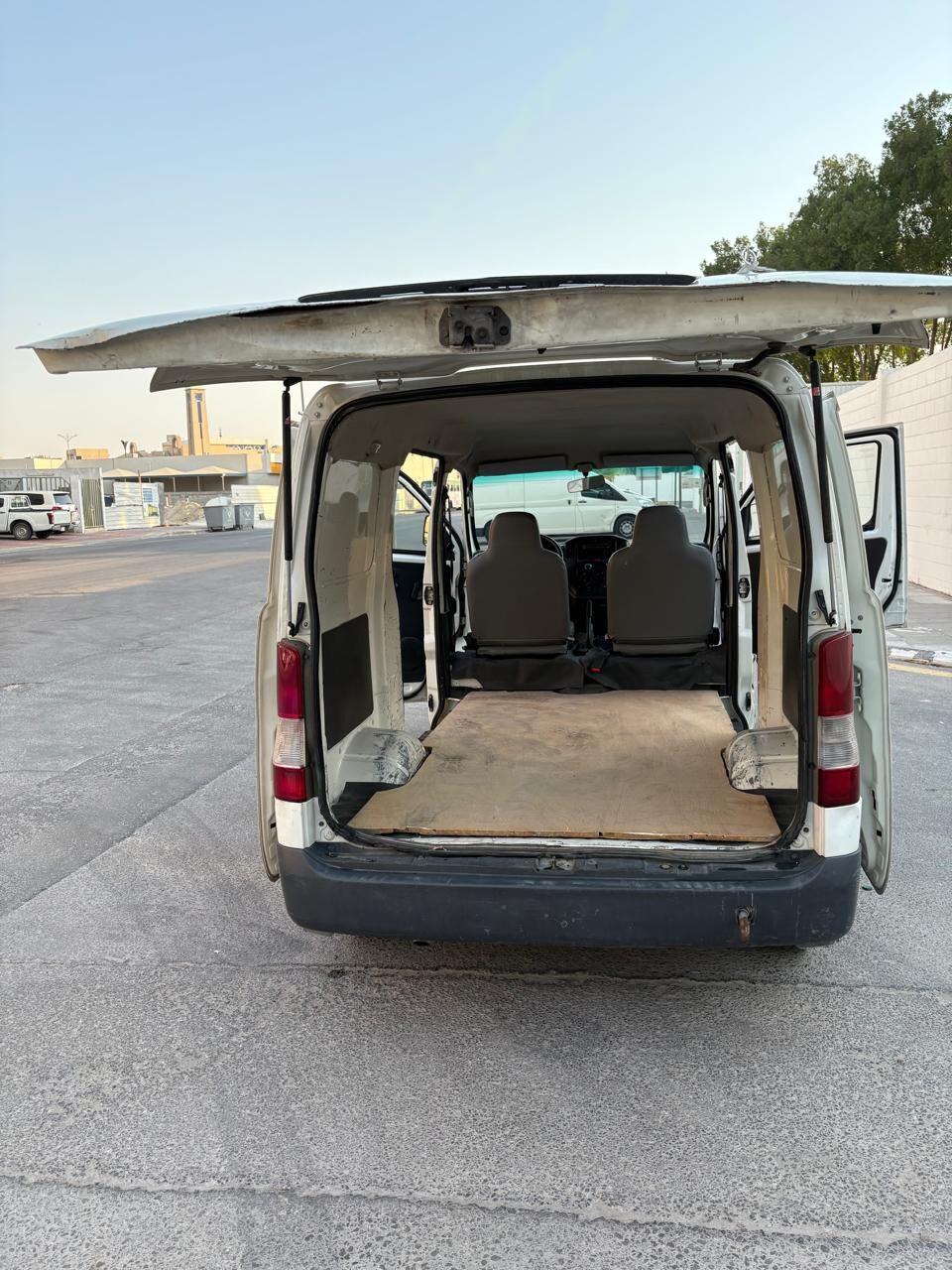 Khobar, Vehicles, Cars & Trucks , SAR 25000,  Daihatsu Van,  2014,  Manual,  296000 KM,  Daihatsu Cargo Van For Sale SAR 25000