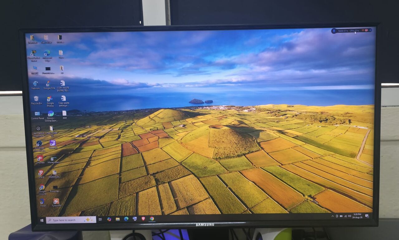 Al Bawadi, Computers, SAR 150,  24 Inch Samsung Monitor []150 SAR] 0501911736