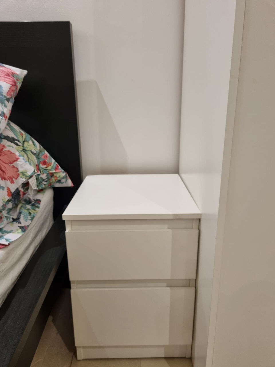 Jeddah, Furniture, SAR 1000,  Double & Super King Beds + Furniture &ndash; Excellent Condition, 55&ndash;60% Off