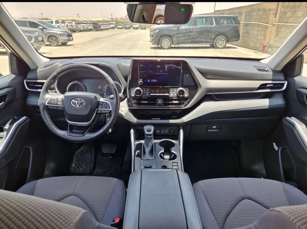 Al Aziziyah, Vehicles, Cars & Trucks , SAR 138500,  Toyota Highlander GLE 2024 Hybrid AWD,  2024,  Automatic,  15000 KM,   &ndash; Saudi Specs &ndash; Only 14,975 KM