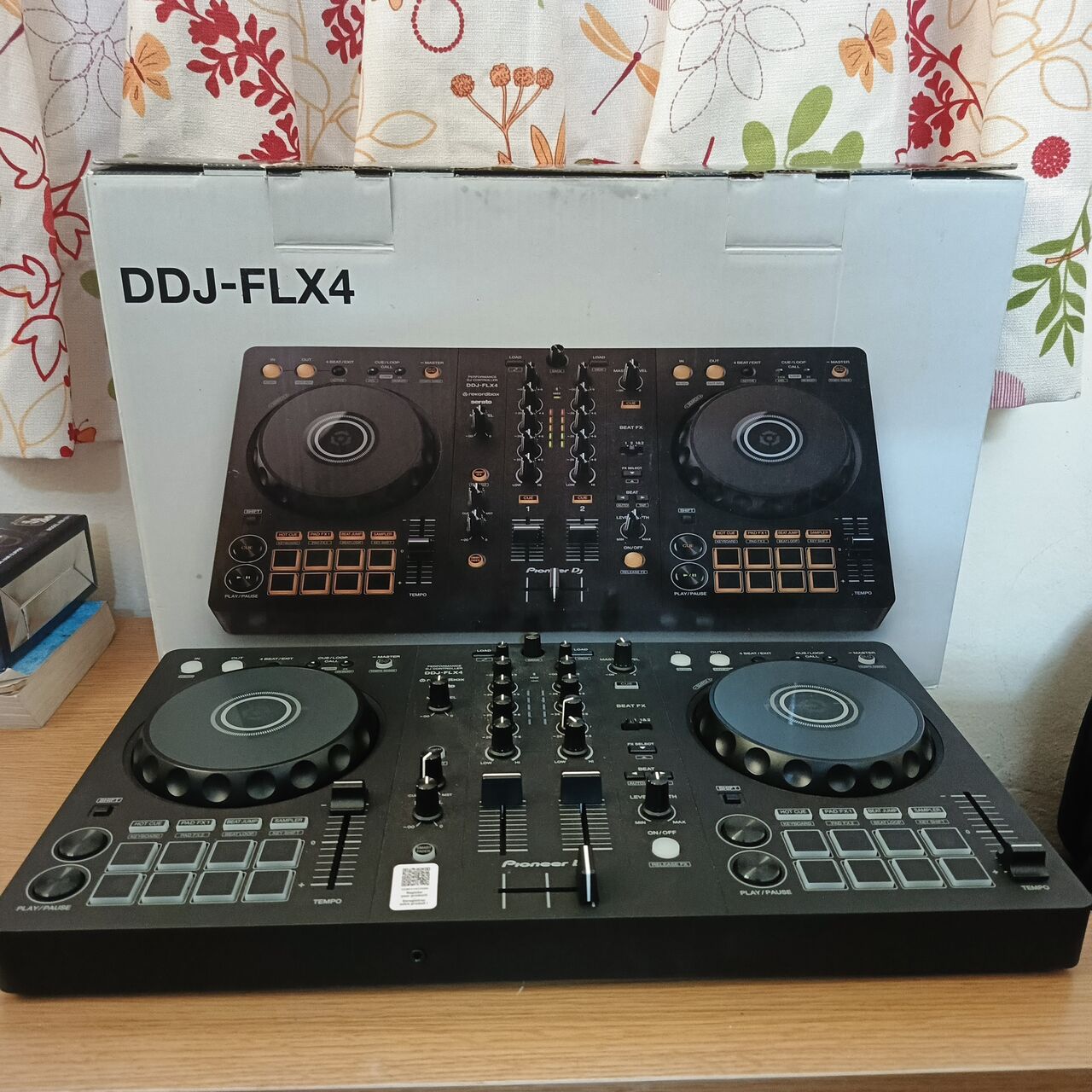 Manama, Musical Instruments, BHD 130,  Pioneer DDJ-FLX4 Controller