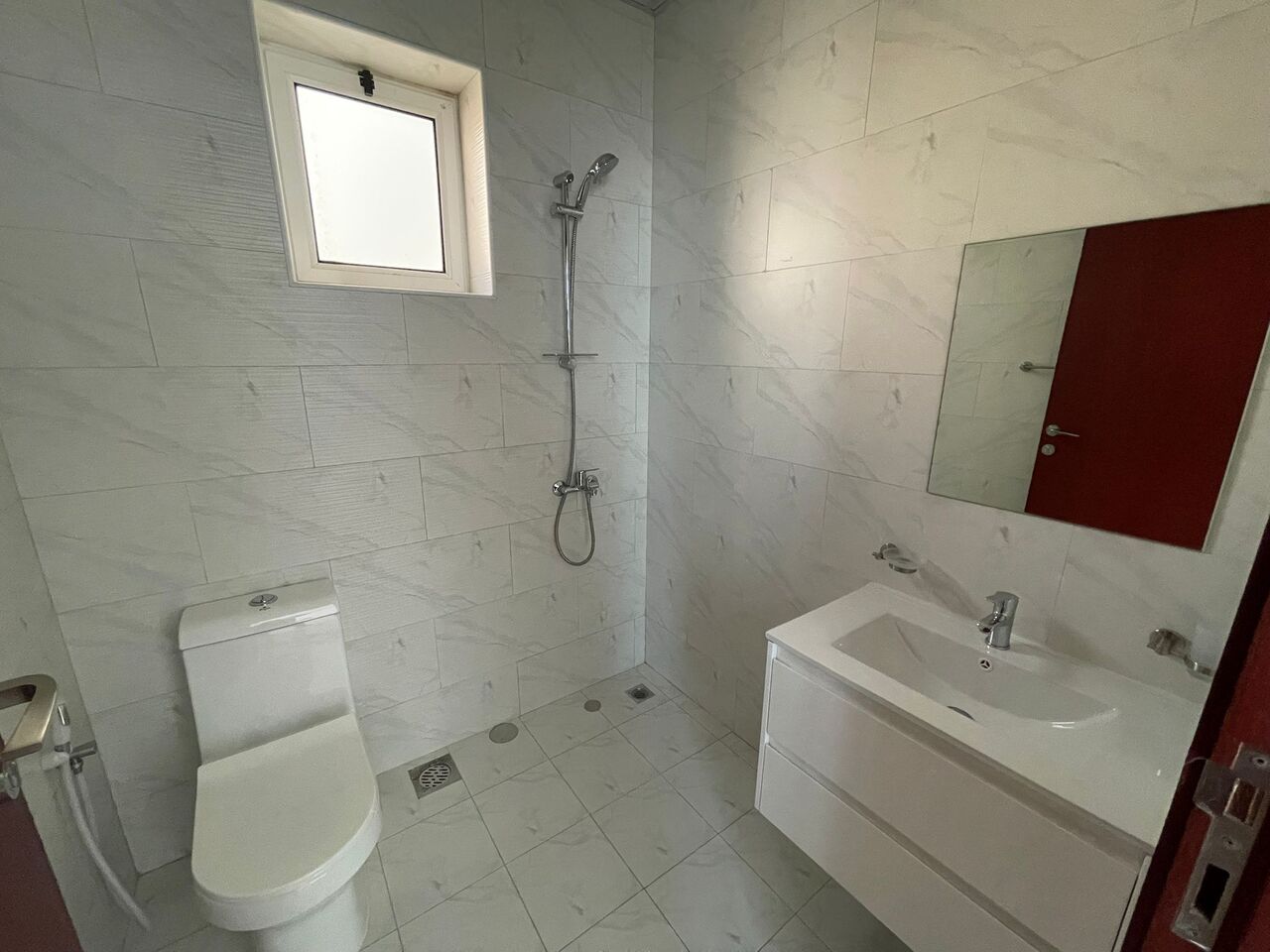 Hidd, Apartments, Flats, Houses & Villas, BHD 250/month,  2 BR,  120 Sq. Meter,  2 Bhk Semi Furnished Flat Available In Hidd Call Aleena