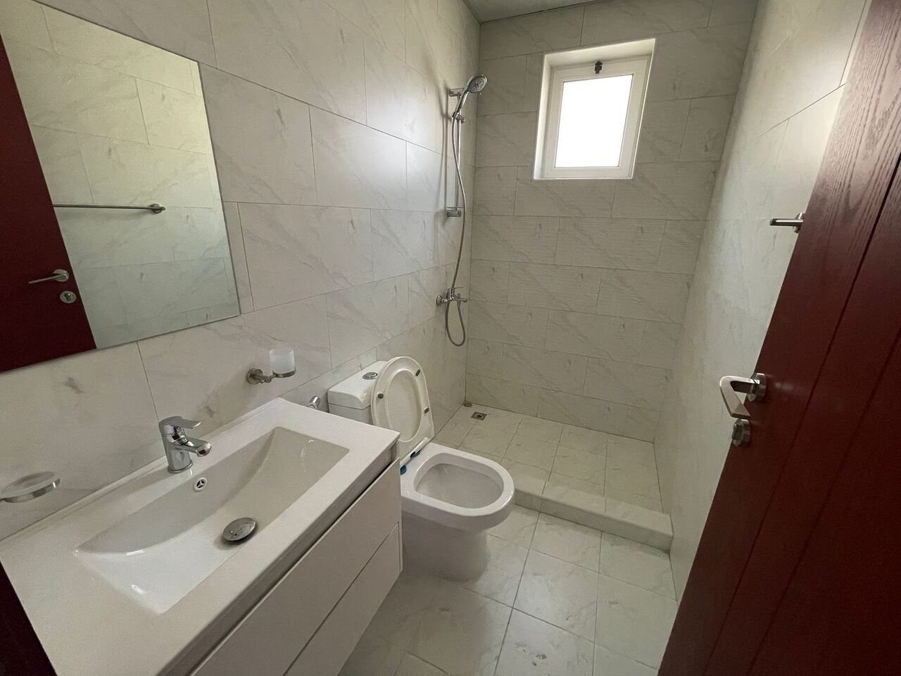 Hidd, Apartments, Flats, Houses & Villas, BHD 250/month,  2 BR,  120 Sq. Meter,  2 Bhk Semi Furnished Flat Available In Hidd Call Aleena