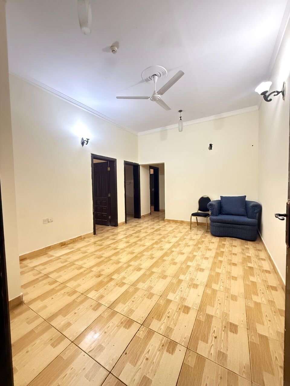 Manama, Apartments, Flats, Houses & Villas, BHD 220/year,  2 BR,  Semi Furnished 2BHK For Rent In Gudaiybia With Ewa