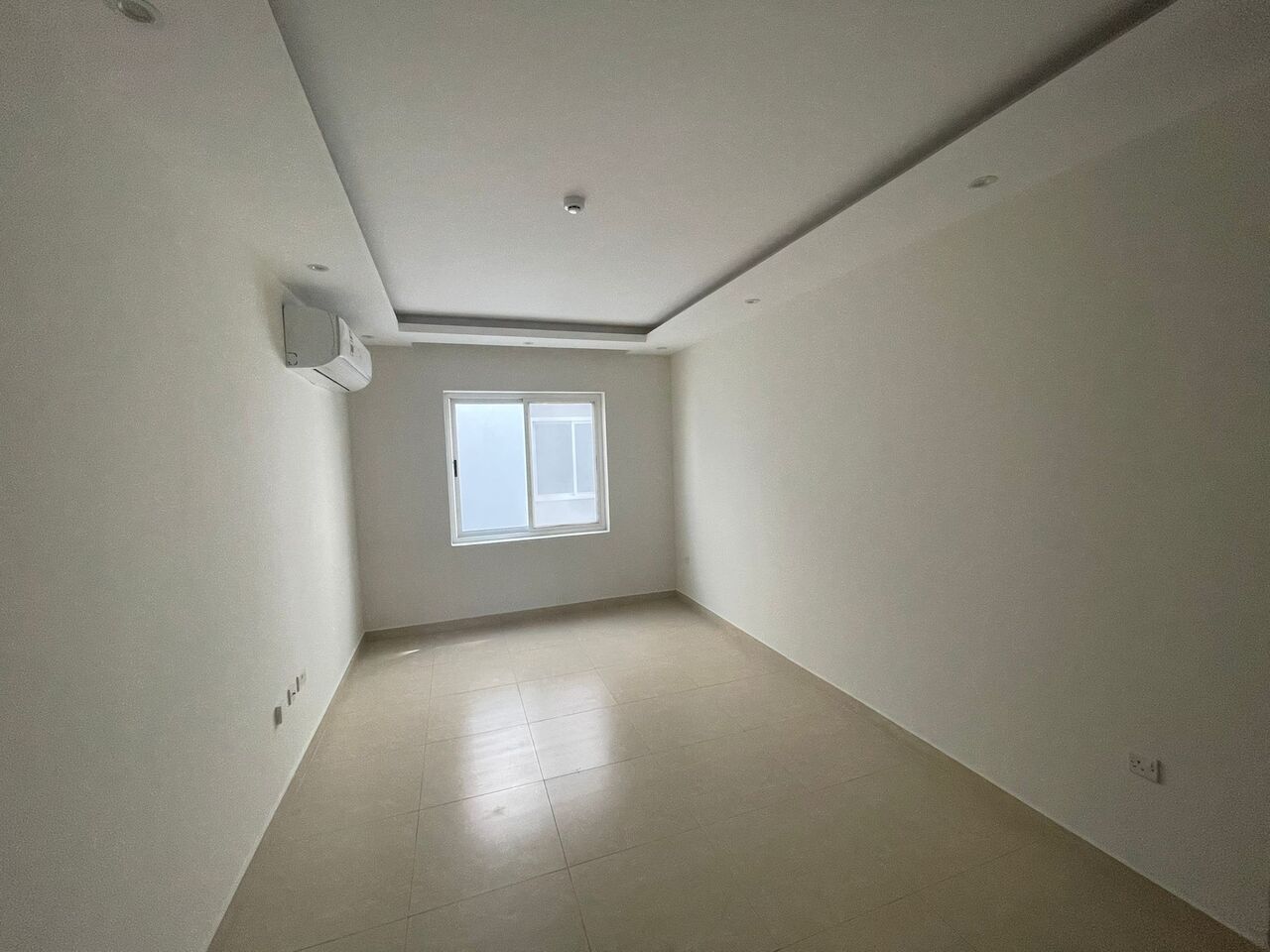 Hidd, Apartments, Flats, Houses & Villas, BHD 270/month,  2 BR,  170 Sq. Meter,  3 Bhk Semi Furnished Flat Available In Hidd Call Aleena