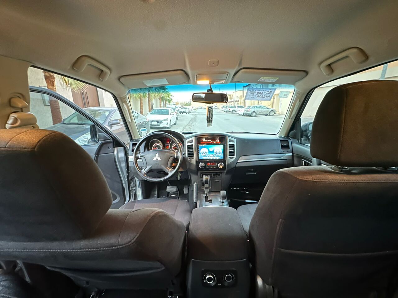 Riyadh, Vehicles, Cars & Trucks , SAR 77000,  Mitsubishi Pajero GLS,  2022,  Automatic,  86000 KM,    Mid Option With 4x4 For Sales Accident Free 1st Owner