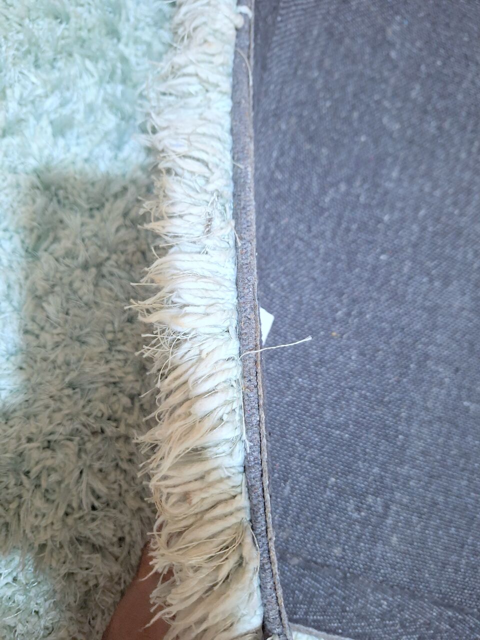 Riyadh, Household Items, SAR 250,  Luxury Rug - 160x230 Cm