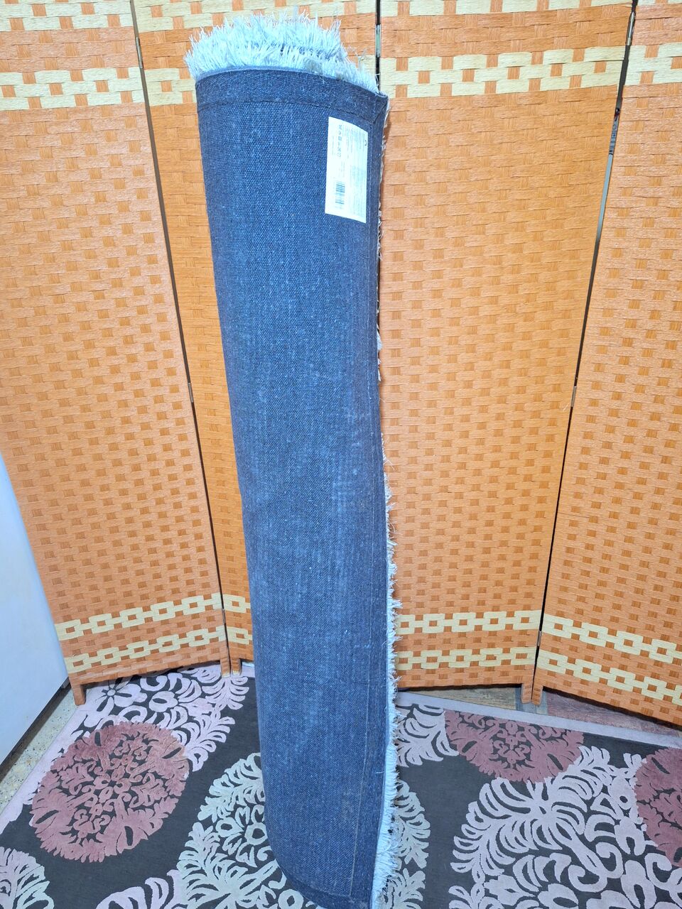 Riyadh, Household Items, SAR 250,  Luxury Rug - 160x230 Cm