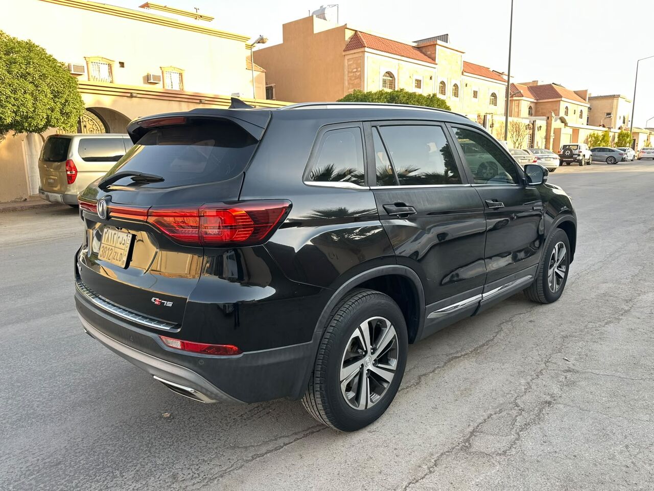 Riyadh, Vehicles, Cars & Trucks , SAR 33000,  Changan CS75,  2020,  Automatic,  208000 KM,   Changan CS 75 Mid Options (2nd Owner) (New Shape) (very Good Price (family Exit)