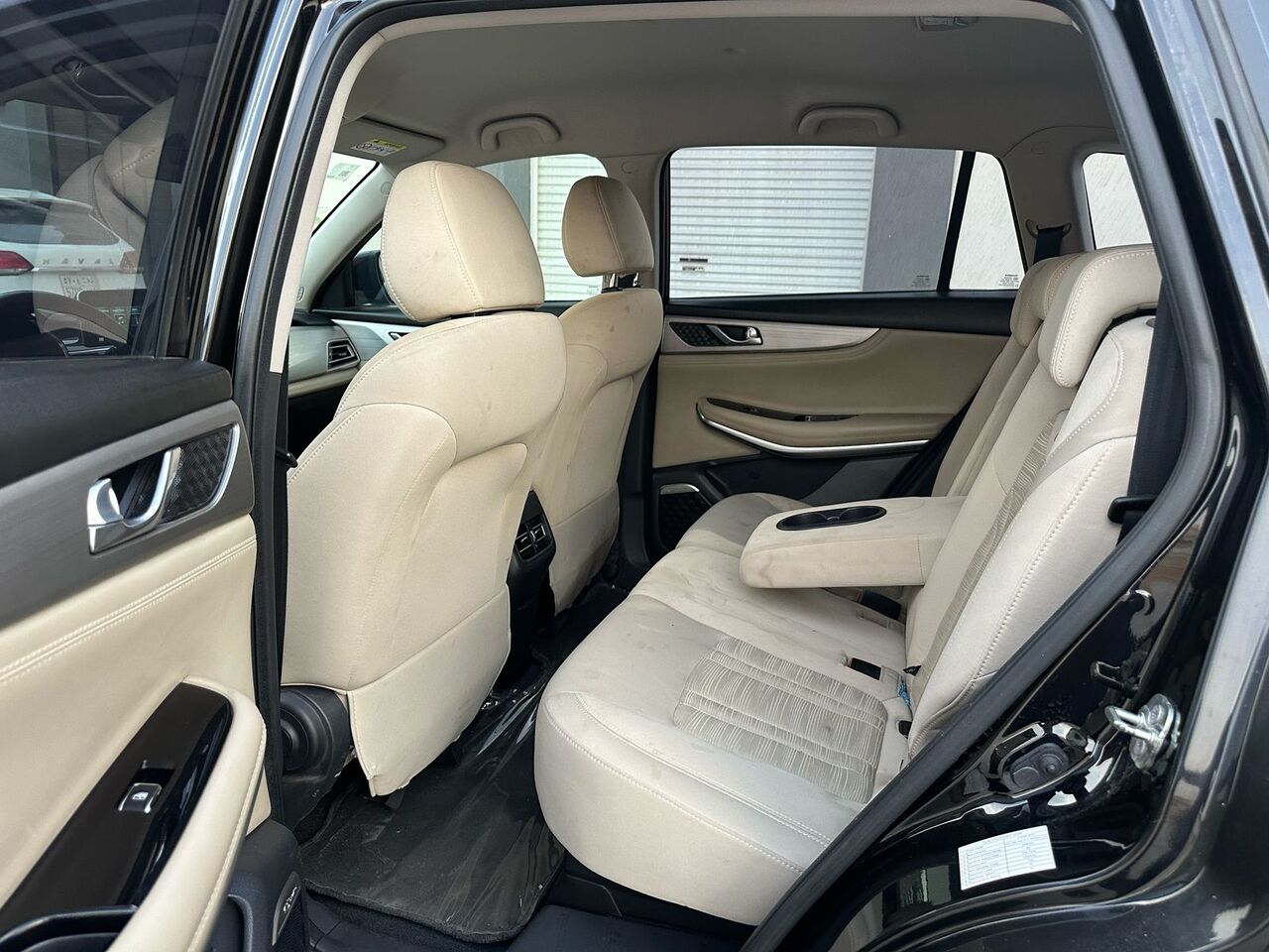Riyadh, Vehicles, Cars & Trucks , SAR 33000,  Changan CS75,  2020,  Automatic,  208000 KM,   Changan CS 75 Mid Options (2nd Owner) (New Shape) (very Good Price (family Exit)
