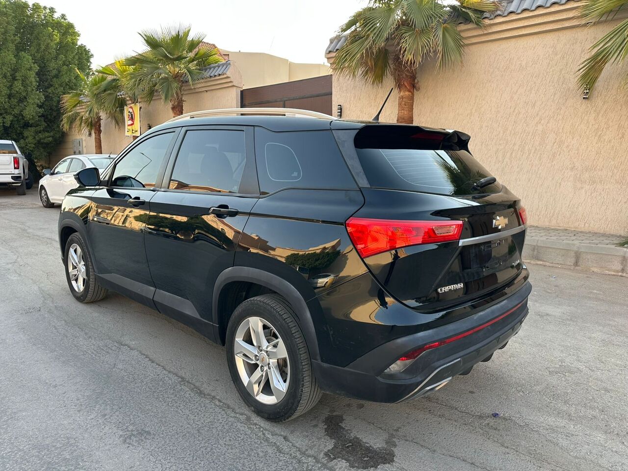 Riyadh, Vehicles, Cars & Trucks , SAR 38000,  Chevrolet Captiva,  2022,  Automatic,  103000 KM,    Mid Options Good Price 5 Seats SUV Car 1st Owner