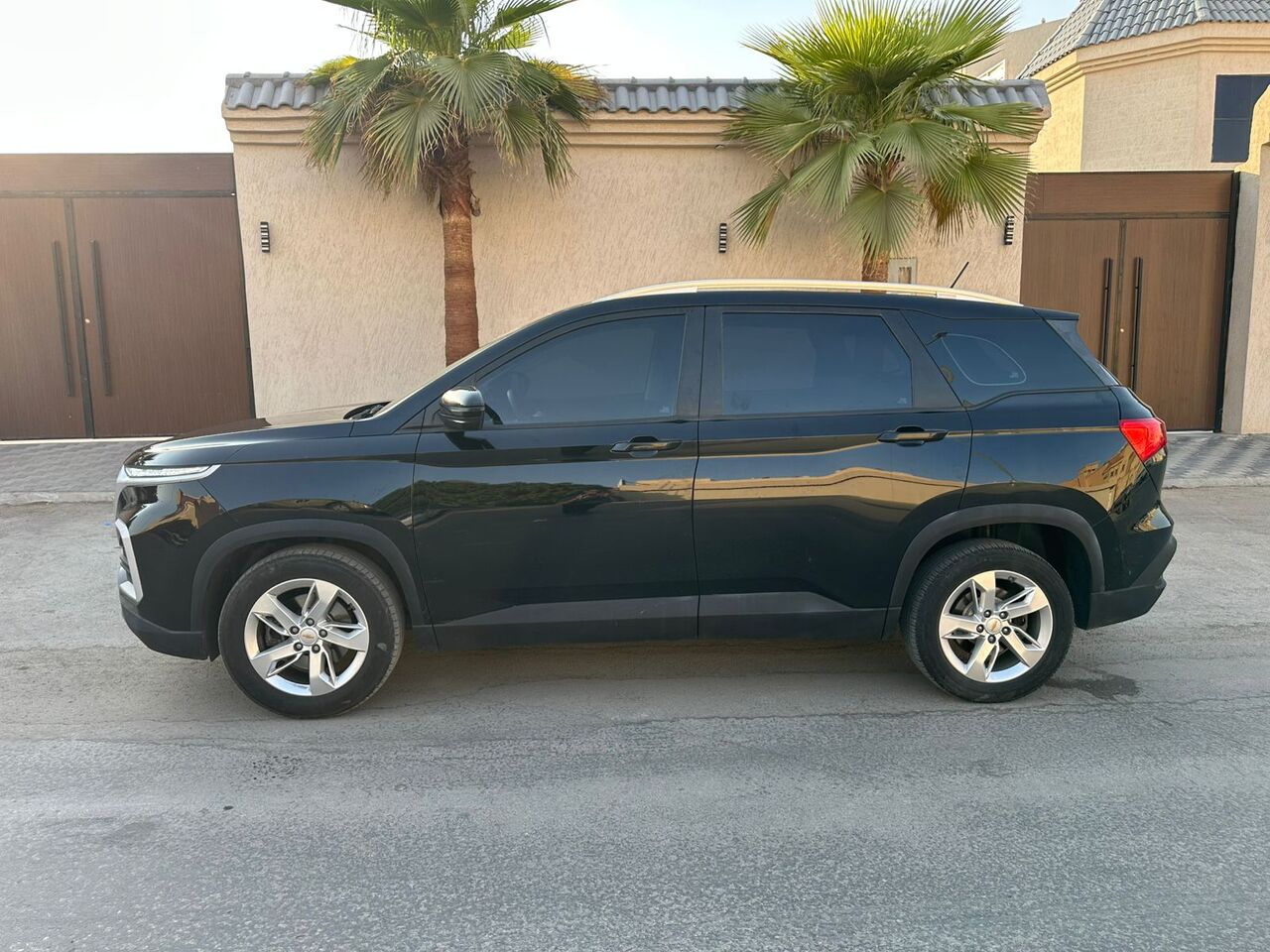 Riyadh, Vehicles, Cars & Trucks , SAR 38000,  Chevrolet Captiva,  2022,  Automatic,  103000 KM,    Mid Options Good Price 5 Seats SUV Car 1st Owner