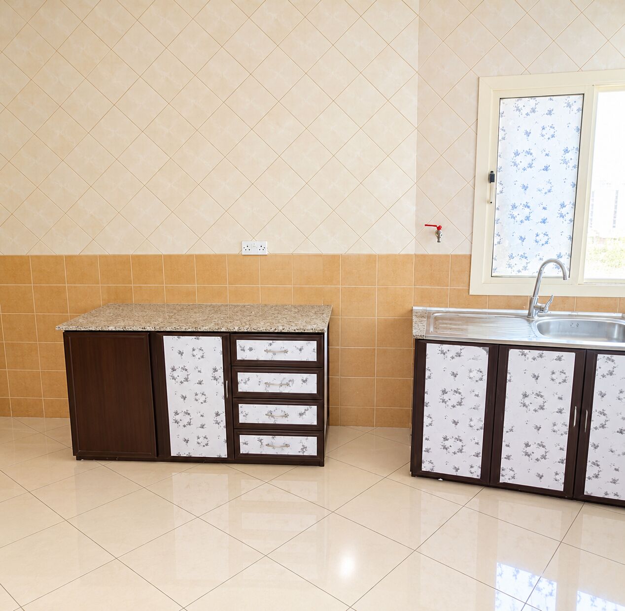 Manama, Apartments, Flats, Houses & Villas, BHD 150/month,  2 BR,  For Rent: Apartment In A&rsquo;ali.