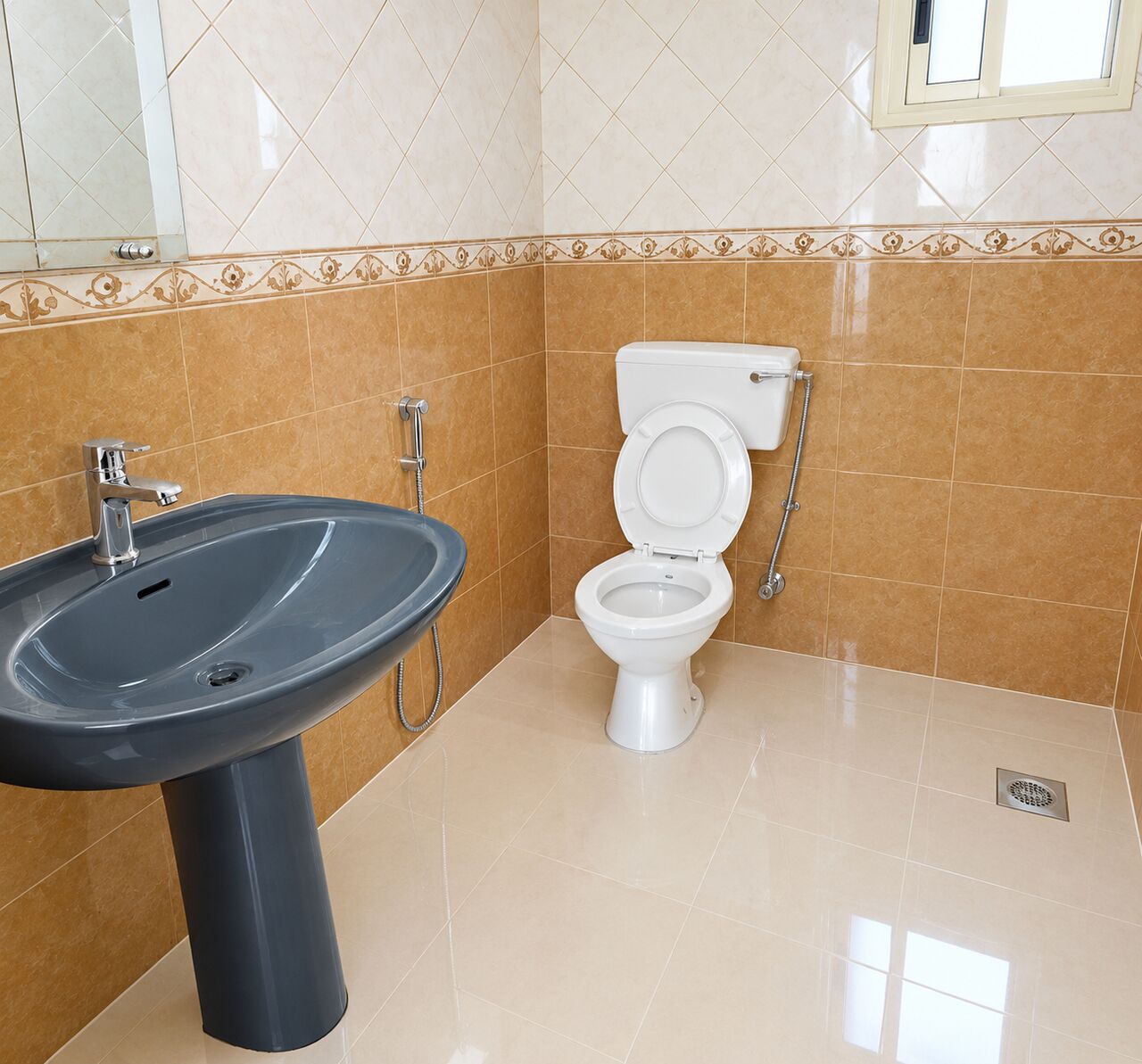 Manama, Apartments, Flats, Houses & Villas, BHD 150/month,  2 BR,  For Rent: Apartment In A&rsquo;ali.