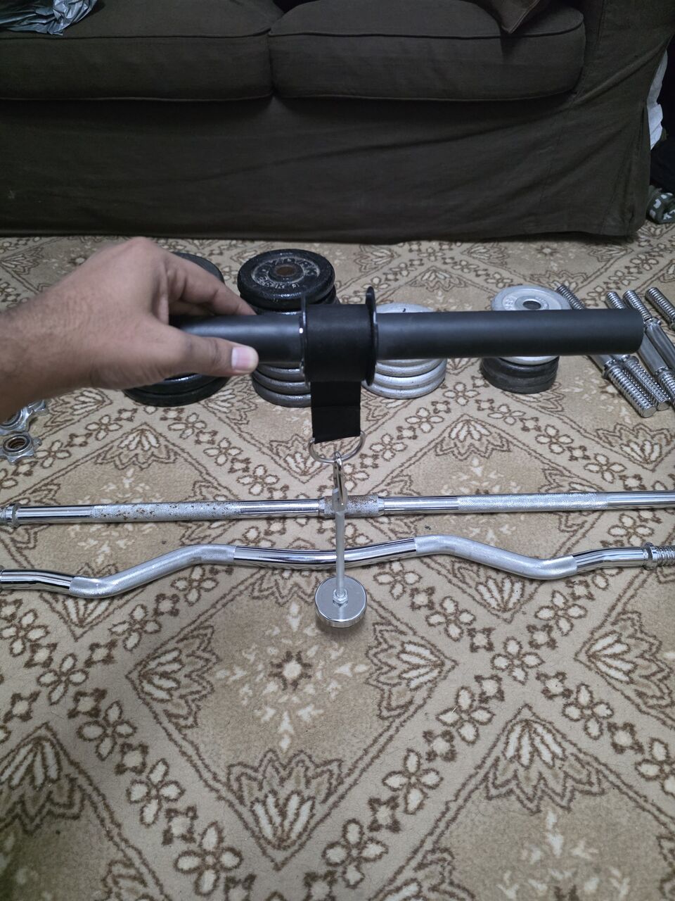 Riyadh, Sporting Goods, SAR 900,  Almos 60 Kg Of Weight, 2 Rods, 1 Bench Press, 2 Set Of Dumbell Rods