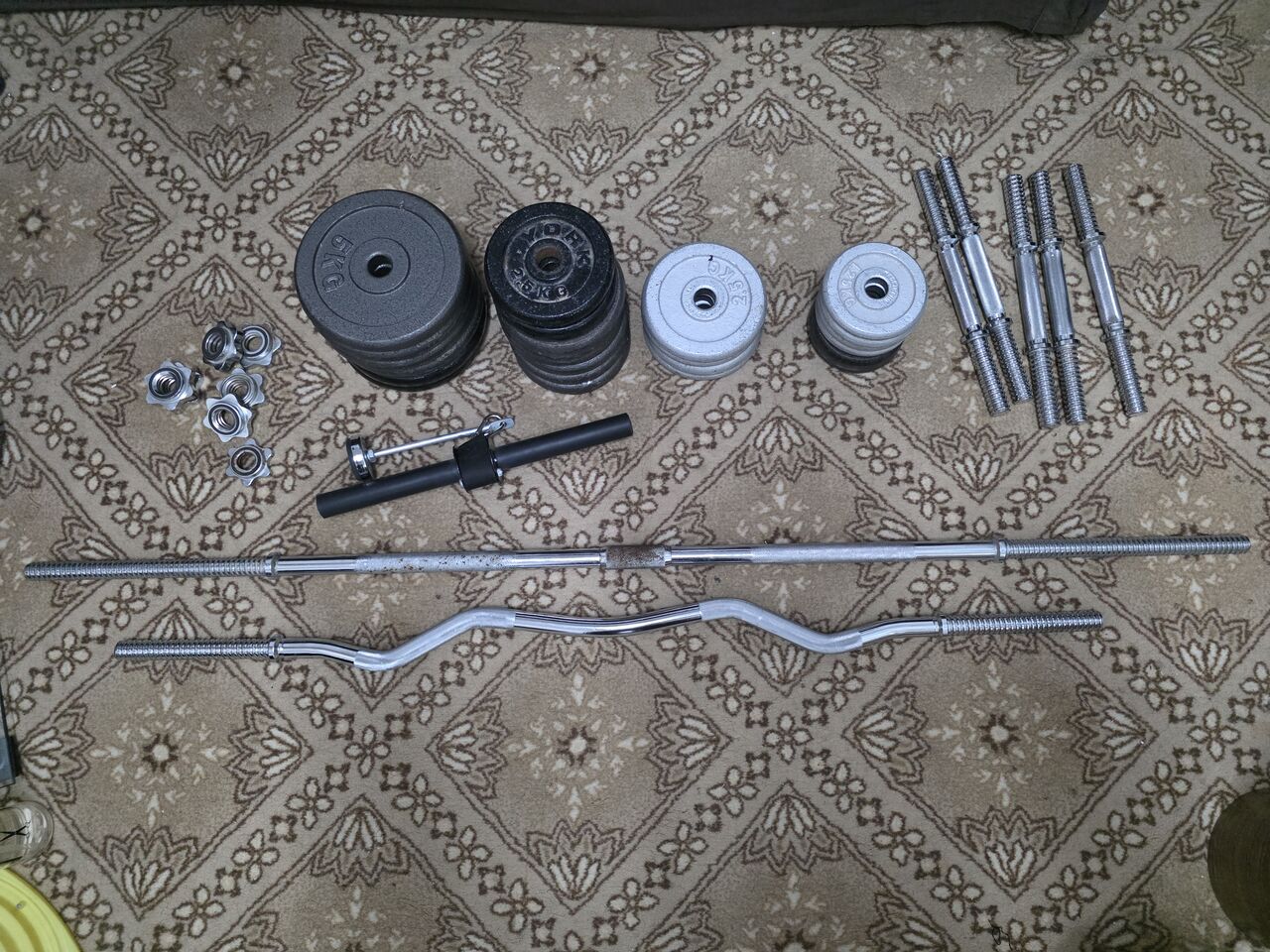 Riyadh, Sporting Goods, SAR 900,  Almos 60 Kg Of Weight, 2 Rods, 1 Bench Press, 2 Set Of Dumbell Rods