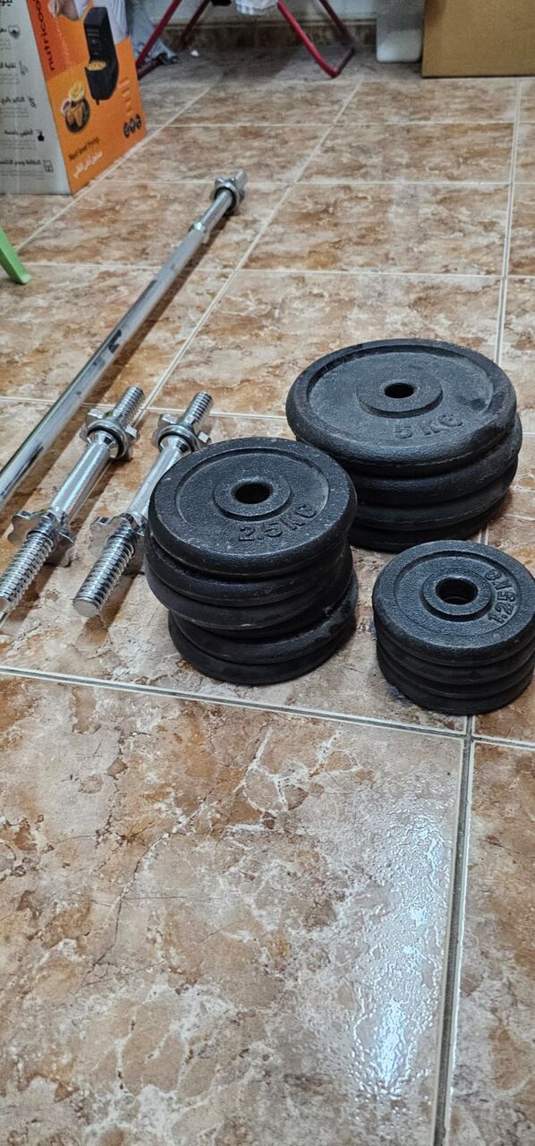 Al Malaz, Sporting Goods, SAR 200,  Complete Home Gym Weight Set &ndash; 40kg Cast Iron Weight Plates + Barbell & Dumbbell Rods