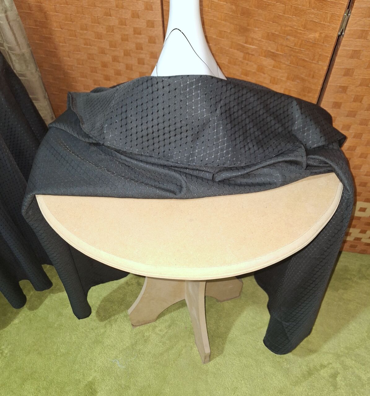 Riyadh, Furniture, SAR 120,  Two Round Tables.