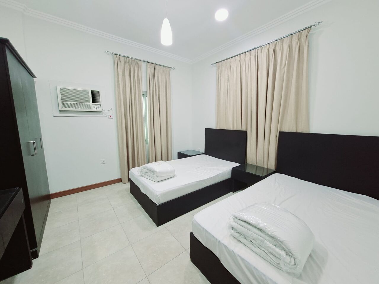 Manama, Apartments, Flats, Houses & Villas, BHD 340/month,  Furnished,  2 BR,  220 Sq. Meter,  2 BHK Unlimited EWA Furnished Apartment BD-340 | Housekeeping | In AlSaya