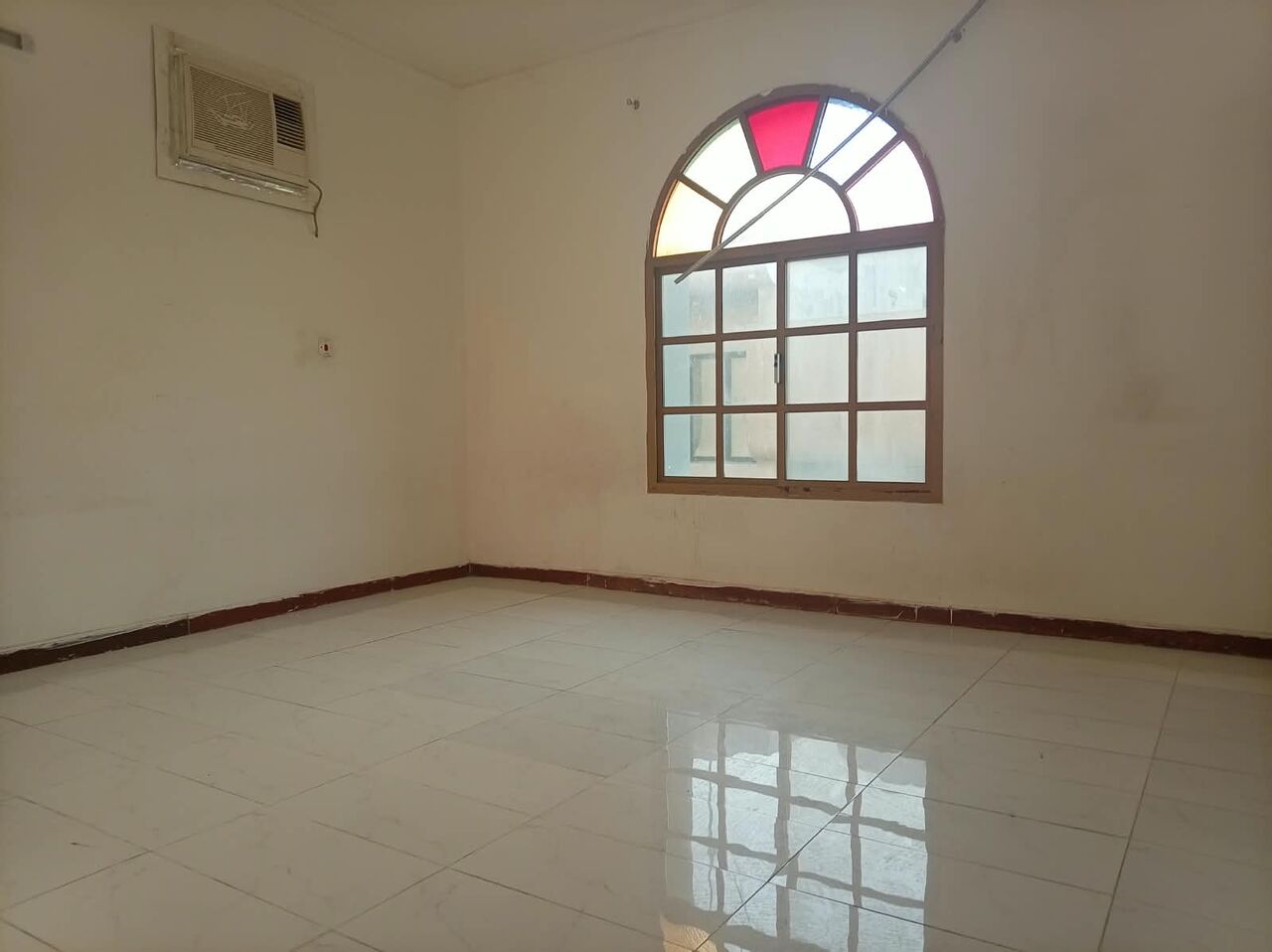 Hoora, Offices, BHD 240,  100 Sq. Meter,  Fully Furnished 2BHK Flat Commercial For Rent In Hoora Exclusive EWA