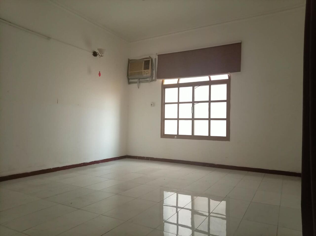 Hoora, Offices, BHD 240,  100 Sq. Meter,  Fully Furnished 2BHK Flat Commercial For Rent In Hoora Exclusive EWA