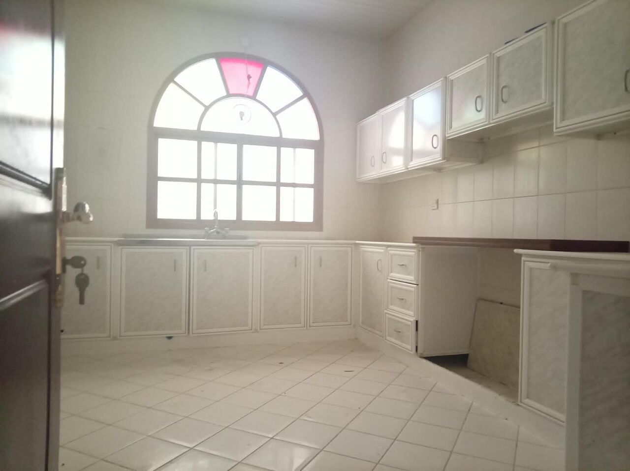 Hoora, Offices, BHD 240,  100 Sq. Meter,  Fully Furnished 2BHK Flat Commercial For Rent In Hoora Exclusive EWA