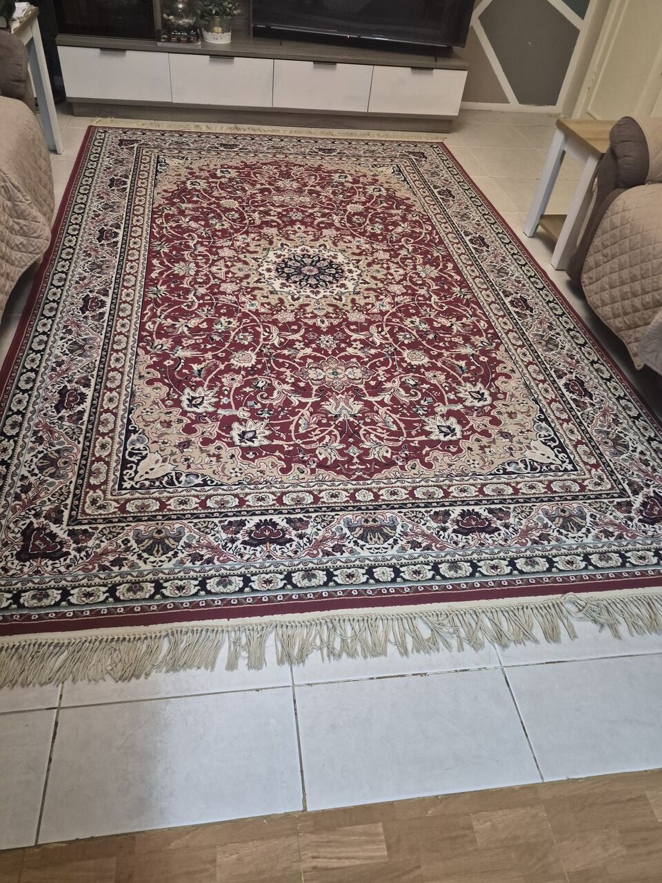 Al Malaz, Household Items, SAR 500,  Living Room Rug,  Three Seater Ikea Sofa, Water Dispencer