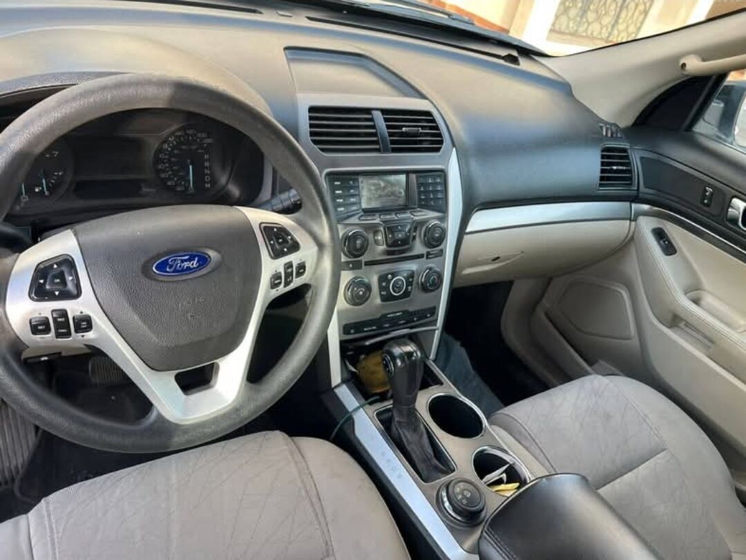 Jeddah, Vehicles, Cars & Trucks , SAR 35000,  Ford Explorer ST,  2012,  Automatic,  230000 KM,  Ford Explorer  Very Clean Condition