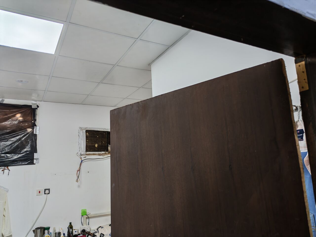 Islamabad, Rooms for Rent, Sau 500006/year,  Furnished,  44 Sq. Meter,  I Have Room For Rent 5000 Sr For 06 Months AC And Carpet Installated Already. Neetand Room