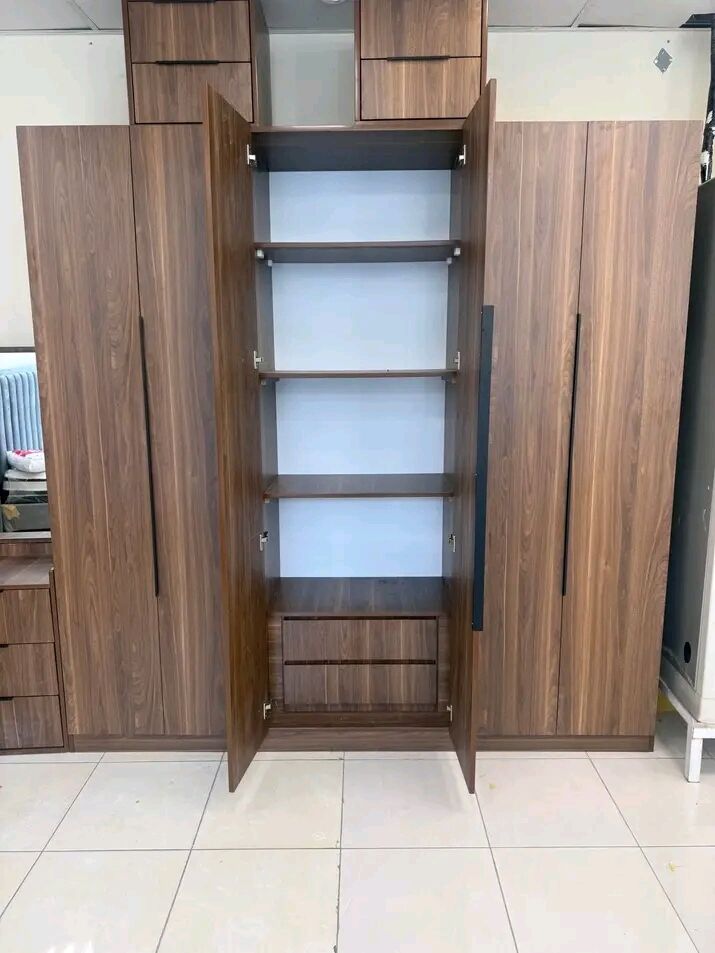 Jeddah, Furniture, SAR 5,  New Classic And Durable Wardrobes Available