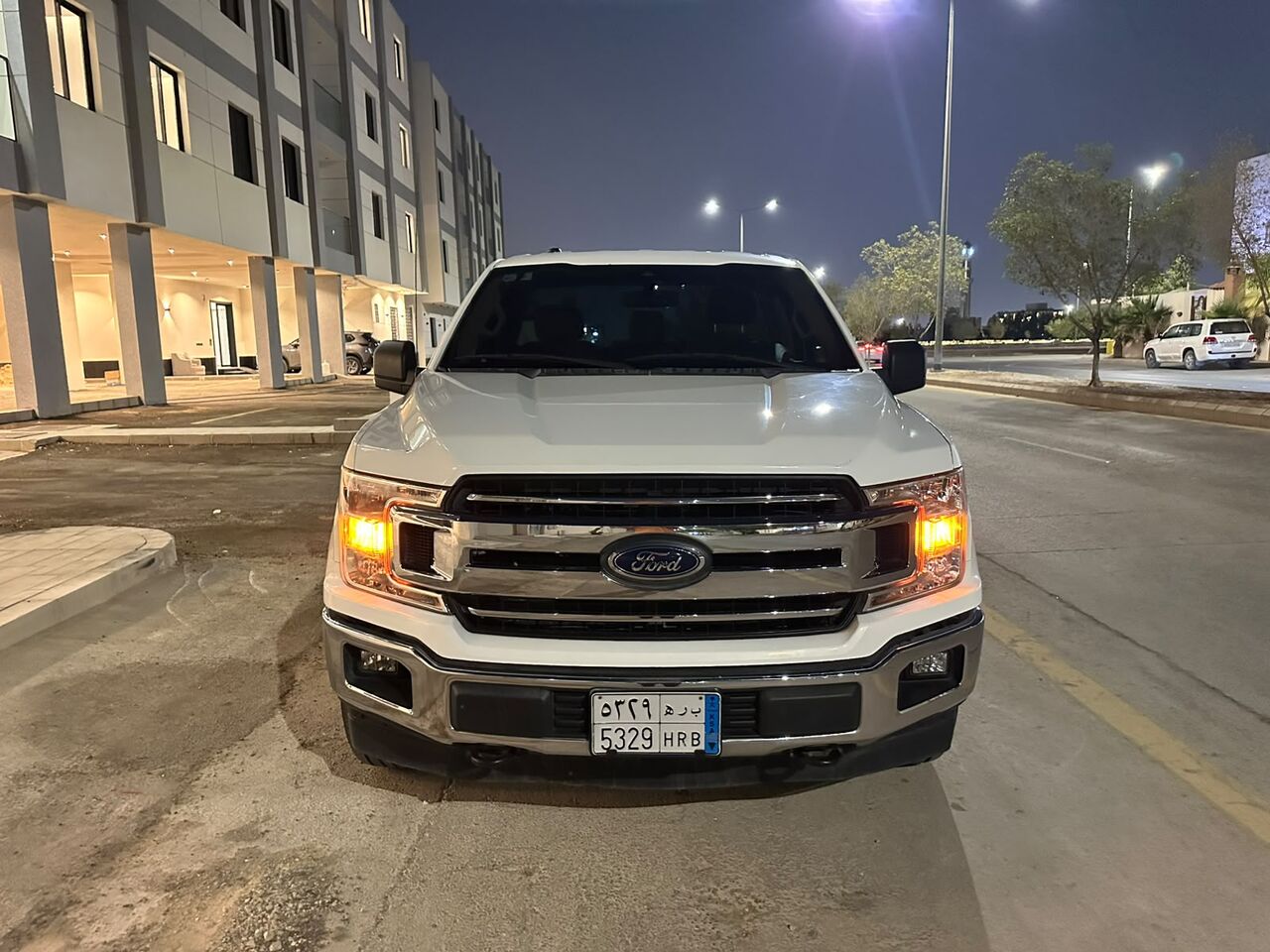 Riyadh, Vehicles, Cars & Trucks , SAR 55000,  Ford F-150,  2019,  Automatic,  256000 KM,    2x4 For Sales Good Price