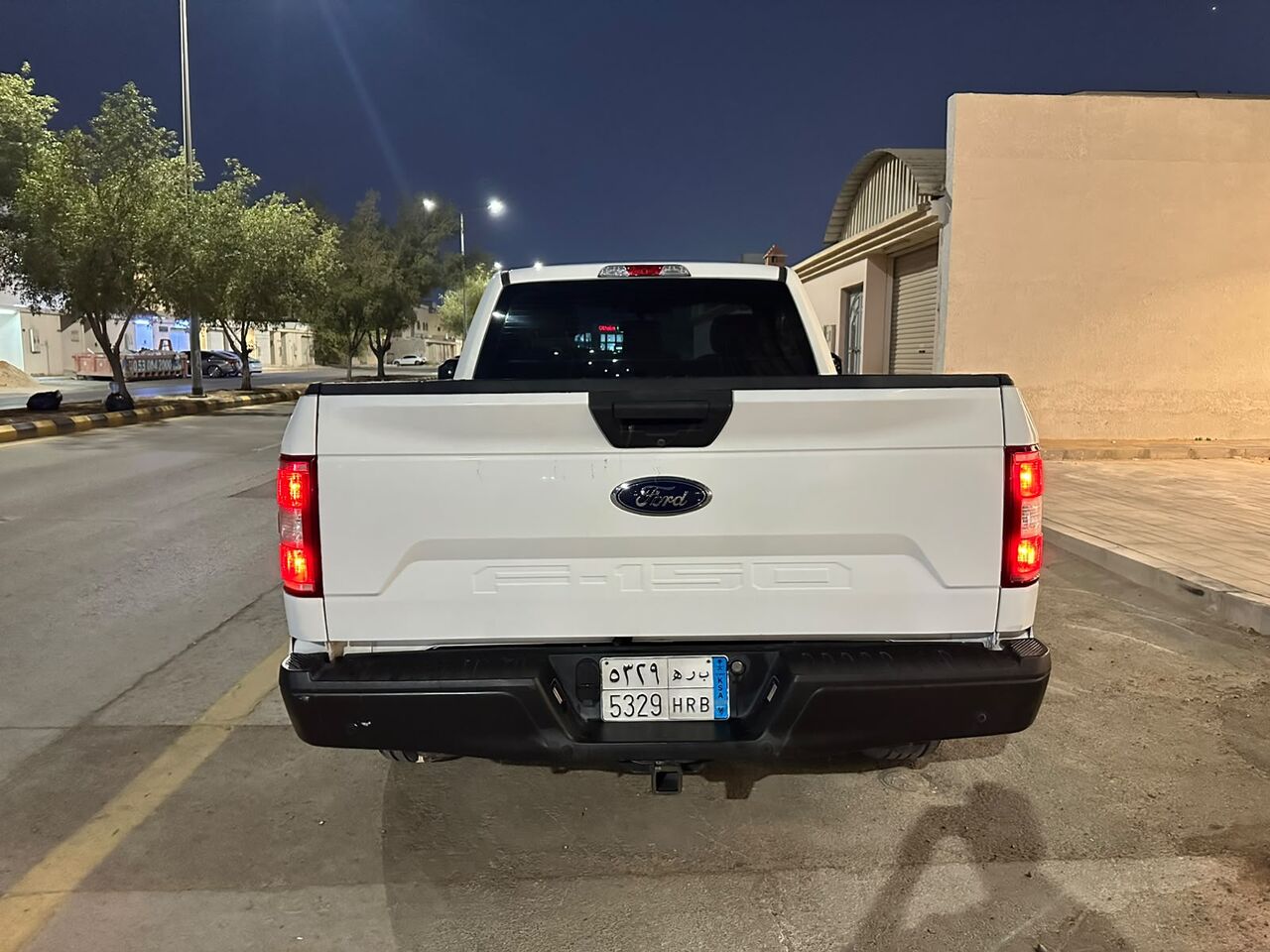 Riyadh, Vehicles, Cars & Trucks , SAR 55000,  Ford F-150,  2019,  Automatic,  256000 KM,    2x4 For Sales Good Price
