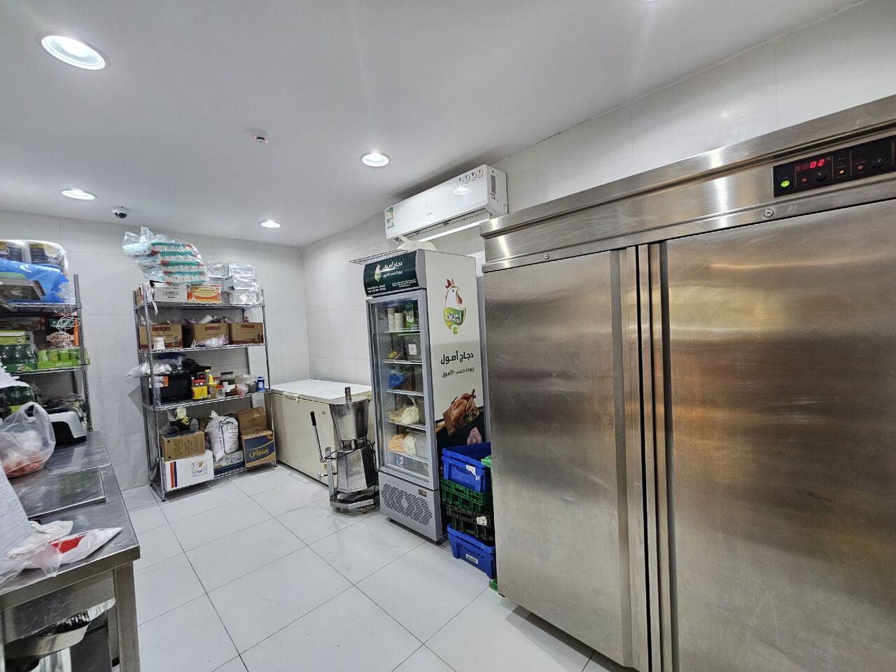 Riyadh, Shops, SAR 300000,  70 Sq. Meter,  Fastfood Broasted Restaurant For Sale