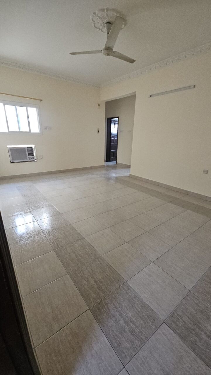 Adliya, Apartments, Flats, Houses & Villas, BHD 200/month,  2 BR,  2 Bedroom Unfurnished Flat For Rent Without Ewa